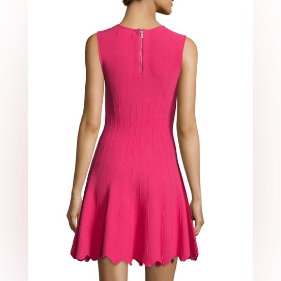Alice & Olivia Paulie Sleeveless Scalloped Hem Fit & Flare Knit Mini Dress Pink - Picture 4 of 10